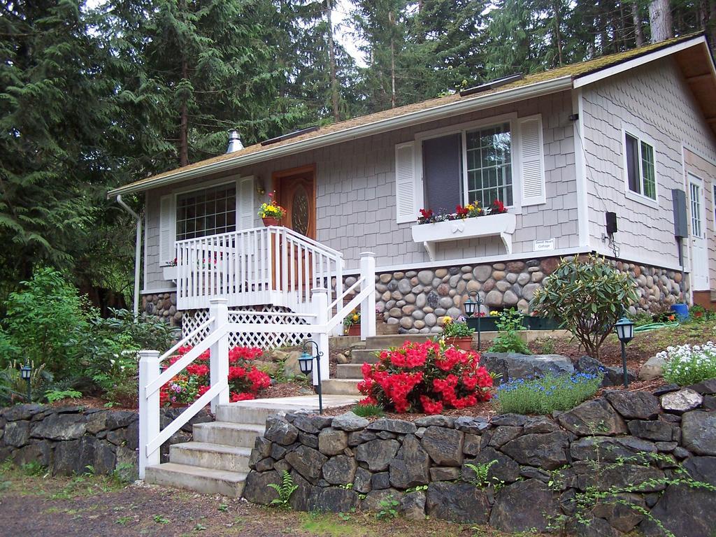 A Hidden Haven Cottages Port Angeles Exteriör bild