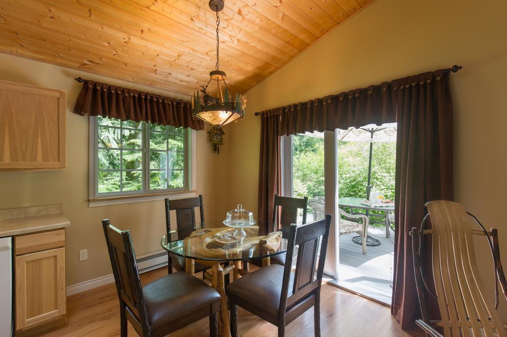 A Hidden Haven Cottages Port Angeles Exteriör bild